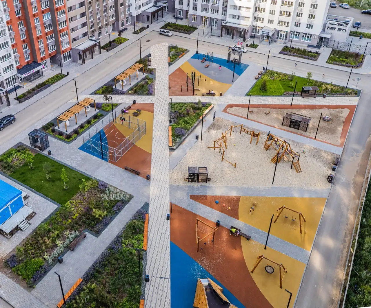 Озеленение территории жилого дома №4,5 «ЖК Амград»