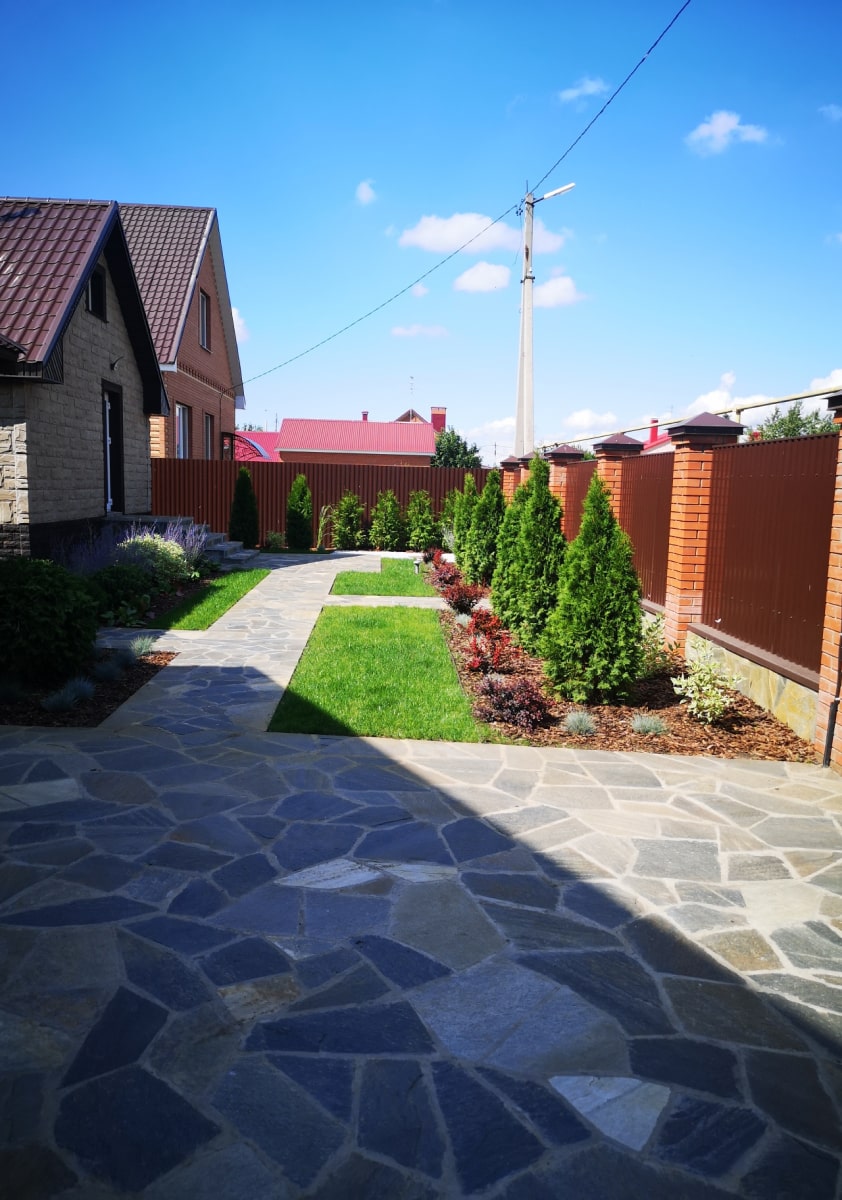 Комсомольский